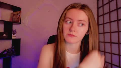 Kate online show from February 19, 2025, 2:23 am