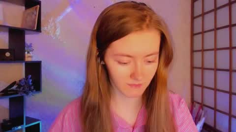 Kate online show from February 26, 2025, 2:15 am