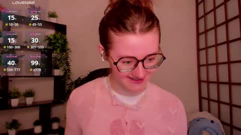 Kate online show from May 19, 2026, 2:18 am