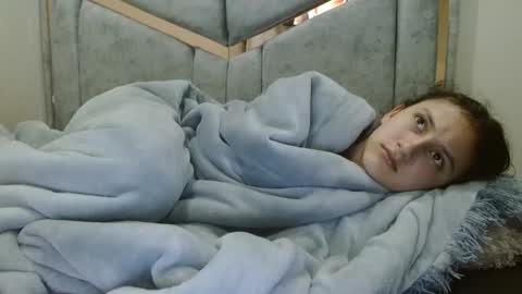 kate online show from November 21, 2025, 11:58 pm