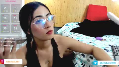 Kate Evans online show from February 9, 2025, 9:06 pm