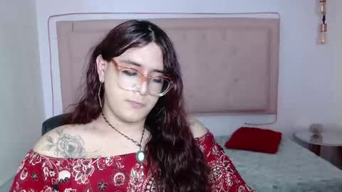 kate online show from October 19, 2025, 3:29 am