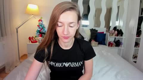 kate_redgar online show from January 26, 2025, 2:08 pm