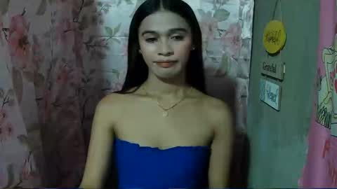 Kate online show from November 8, 2025, 10:59 am