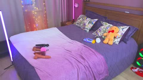 Kate  Sex-House  MILA WAYGMT2 MonTue  0300am-1500am online show from January 21, 2025, 10:41 am