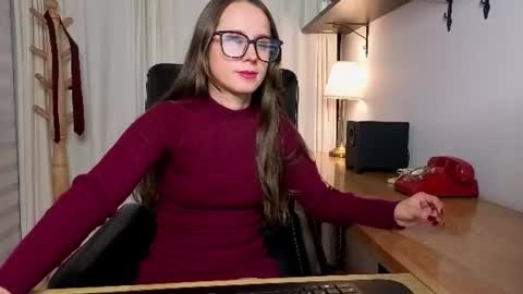 Snapshot of kate_thompson_ chatting on July 23, 2026, 11:08 am Kathe online show from July 23, 2026, 11:08 am