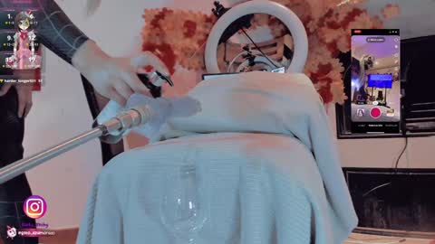 Snapshot of kate_yoshy chatting on January 22, 2025, 1:42 am kate the pink girl online show from January 22, 2025, 1:42 am