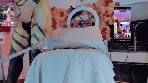 Snapshot of kate_yoshy chatting on January 31, 2025, 9:05 am kate the pink girl online show from January 31, 2025, 9:05 am