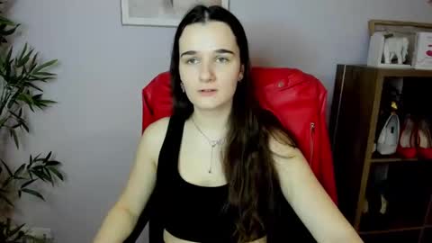 Kate  online show from February 22, 2025, 10:40 am