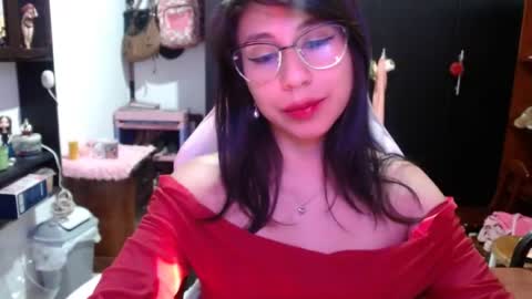 Kateeen18 online show from July 22, 2026, 2:03 am