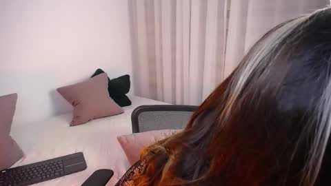 Help me with rate thanks  online show from September 12, 2025, 5:29 am