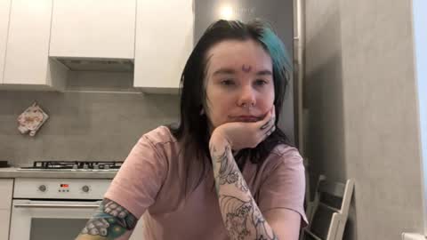 Snapshot of katelynnjenness chatting on February 24, 2026, 4:10 am Milana online show from February 24, 2026, 4:10 am