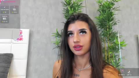 Kate online show from January 21, 2025, 12:39 pm