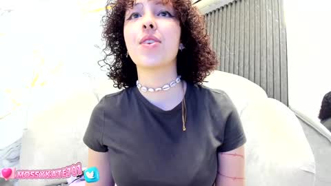 Im Katherine but call me Kate  online show from February 8, 2025, 12:06 pm