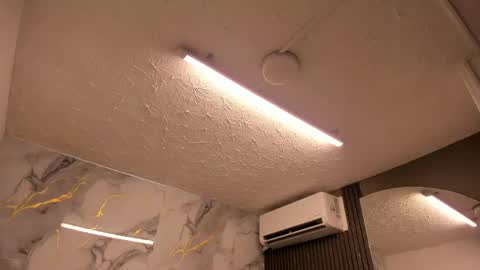 Im Katherine but call me Kate  online show from April 20, 2026, 12:08 pm