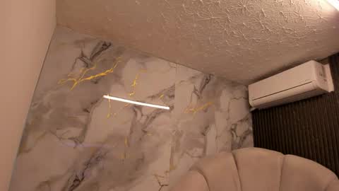 Im Katherine but call me Kate  online show from April 21, 2026, 12:00 pm