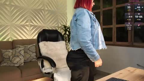  Kate Owens  online show from February 9, 2025, 9:37 am