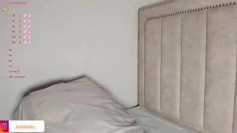 kateryn_bale online show from December 13, 2024, 12:20 am