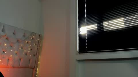 love meeee online show from January 10, 2025, 2:34 pm