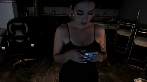 K A T E  online show from September 29, 2025, 9:58 am