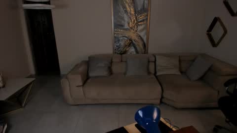 K A T E  online show from March 22, 2026, 7:34 am