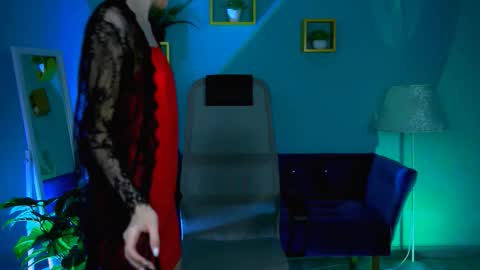 katewillows online show from March 21, 2026, 4:39 am