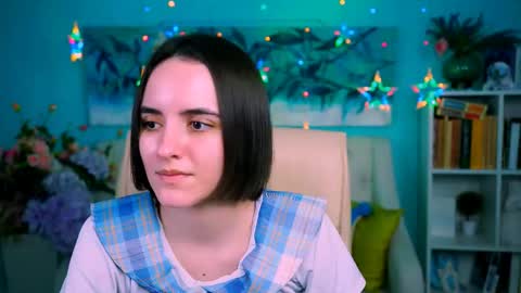 katewillows online show from April 22, 2026, 4:48 am