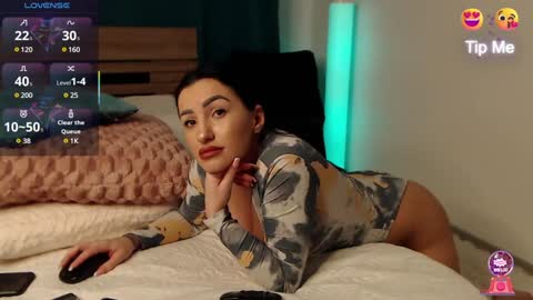 KateyRiva online show from February 5, 2025, 12:53 am