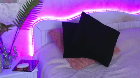 KateyRiva online show from November 24, 2025, 6:29 pm