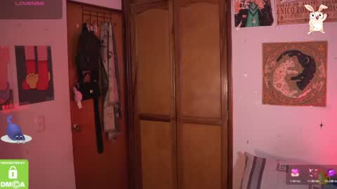 Katerine online show from April 22, 2026, 11:17 pm