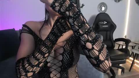 KATHE ANDERSON online show from September 17, 2025, 12:40 pm