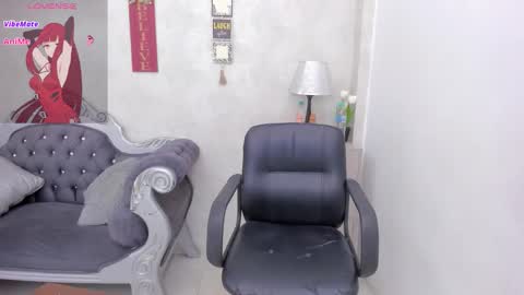 katherin online show from October 16, 2025, 2:07 pm