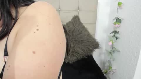 katherine_blair online show from April 24, 2026, 12:07 pm