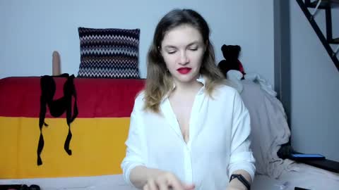 Katherine online show from March 7, 2025, 3:39 pm