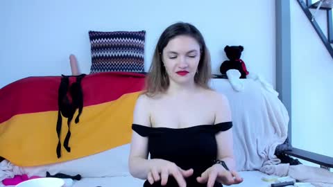 Katherine online show from March 9, 2025, 10:30 am