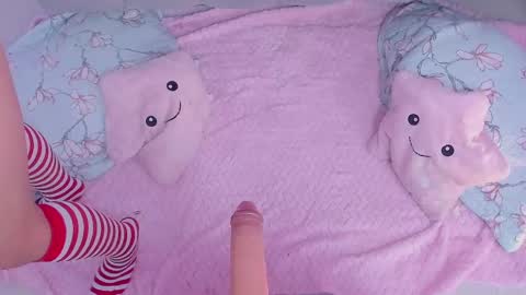 Kathia  online show from February 6, 2025, 6:51 am