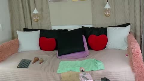 kathiana online show from March 8, 2025, 5:17 am