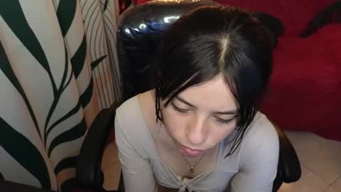 kathie_lozada online show from October 19, 2025, 4:57 am