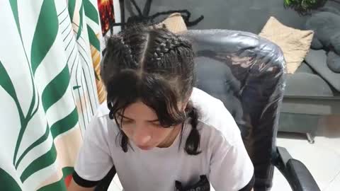 kathie_lozada online show from October 21, 2025, 3:51 am