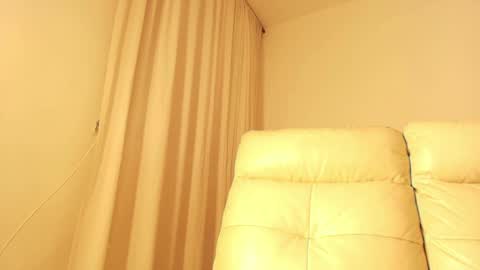 Katherine  online show from March 6, 2025, 11:20 pm