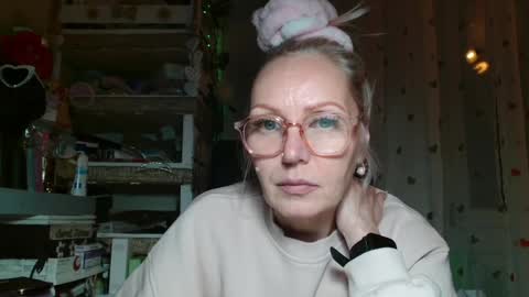 Kathleen online show from May 20, 2026, 9:54 pm