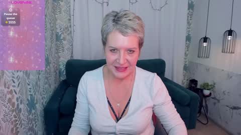 Snapshot of kathy_sunn chatting on January 3, 2025, 2:51 pm Kathy online show from January 3, 2025, 2:51 pm