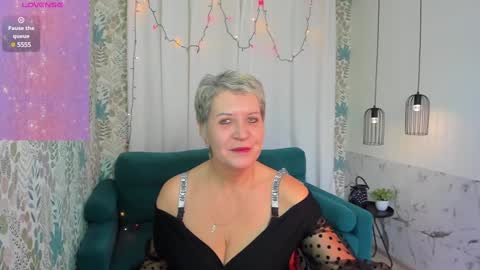 Snapshot of kathy_sunn chatting on January 5, 2025, 1:26 pm Kathy online show from January 5, 2025, 1:26 pm