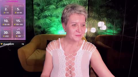 Snapshot of kathy_sunn chatting on January 13, 2025, 4:30 pm Kathy online show from January 13, 2025, 4:30 pm