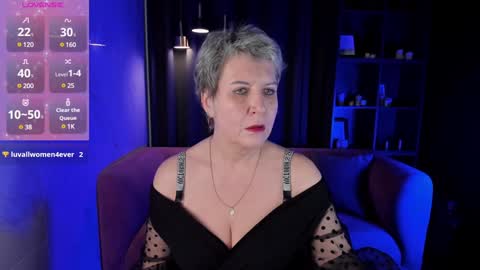 Snapshot of kathy_sunn chatting on February 4, 2025, 2:43 pm Kathy online show from February 4, 2025, 2:43 pm