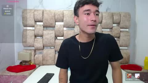 Kaht y Aiden online show from April 20, 2026, 2:53 pm