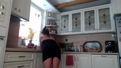 Snapshot of kathylovexxx chatting on June 17, 2026, 2:40 pm Kathy online show from June 17, 2026, 2:40 pm