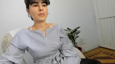 katia_12_ online show from January 7, 2025, 11:35 pm