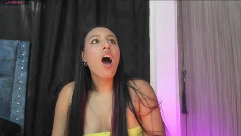 KATALINA online show from April 7, 2026, 9:37 pm