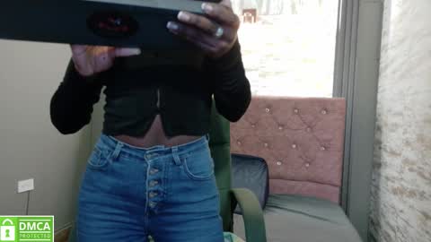 Katia online show from September 14, 2025, 11:20 am